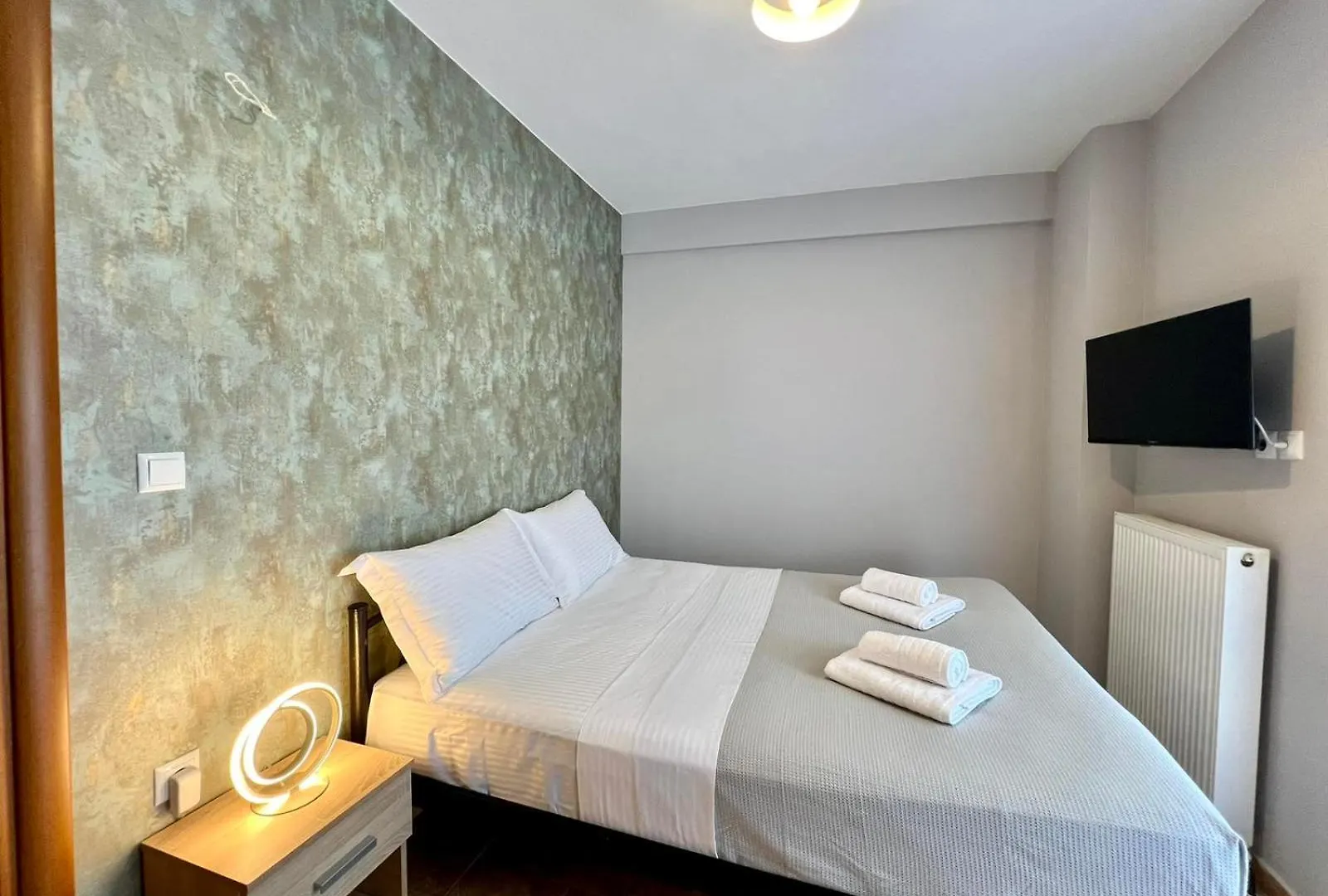P Deluxe Suites Β4 Néa Mihanióna 0*,